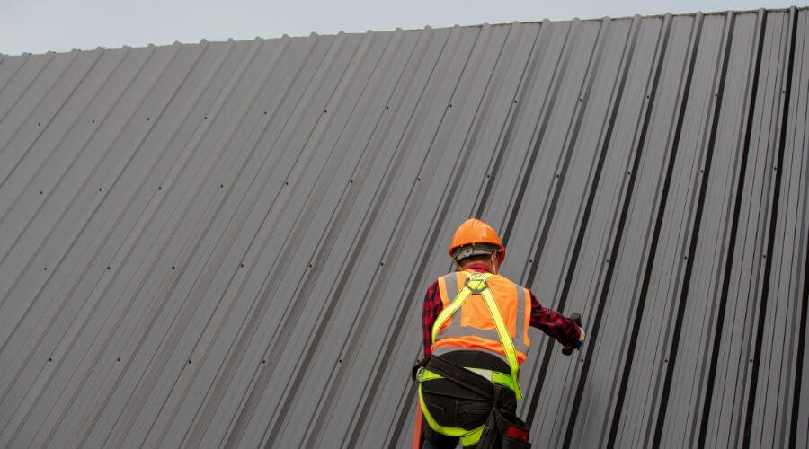 Expert Emergency Roof Repairs services in Linwood, NY